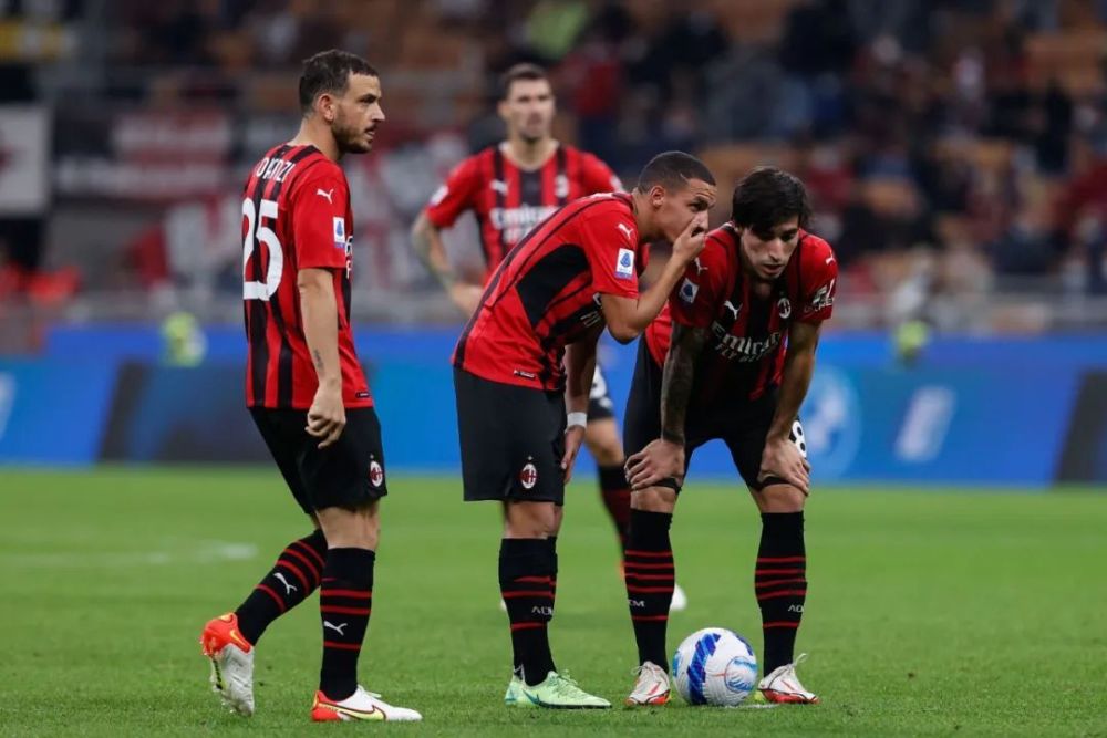  托纳利红牌上诉成功,纽卡租借回归意甲  