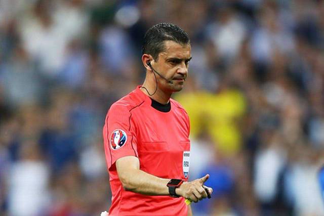  意甲裁判执法引发热议，关键判罚影响比赛走向